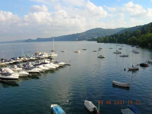 Hotel Capri Lesa Luaran gambar